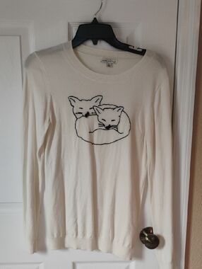  J.Crew Mercantile crewneck sweater featuring a snuggling fox embroidery Size Sm